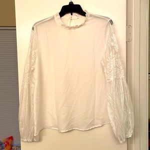 White Blouse with Lace Lantern Sleeves//Size M